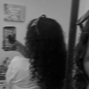 Meet your Posher, Dayana